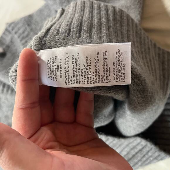 J Crew Grey Merino Wool Alpaca Blend Grey V Neck Pullover Sweater Sz S Preppy - Picture 7 of 7